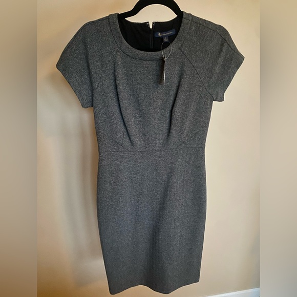 Brooks Brothers Dresses & Skirts - Brooks Brothers Gray Tweed Fitted Bodycon Dress - Sz 2
